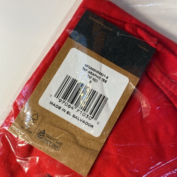 SUPREME/THE NORTH FACE RED SS24 TOP - Picture 6 of 11